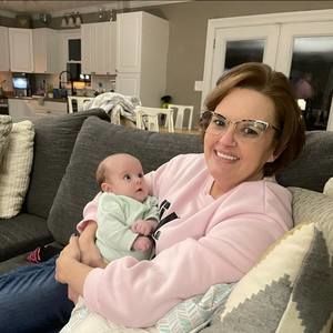 Meet your Posher, Holly